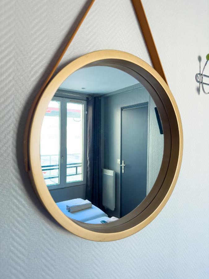 Plug Inn Montmartre By Hiphophostels Paris Ngoại thất bức ảnh